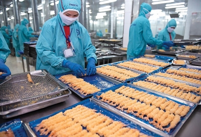 XUẤT KHẨU TÔM TĂNG VỌT
